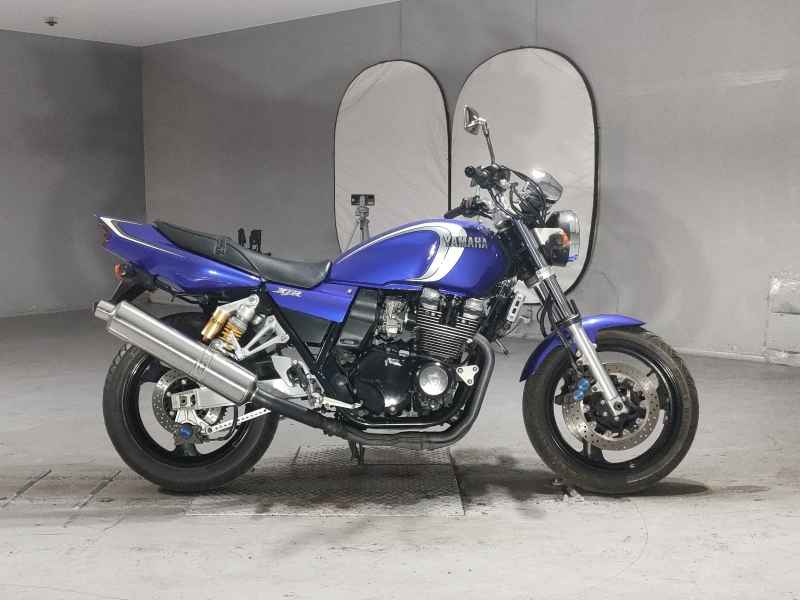 Yamaha XJR400 2005