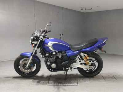 Yamaha XJR400 2005