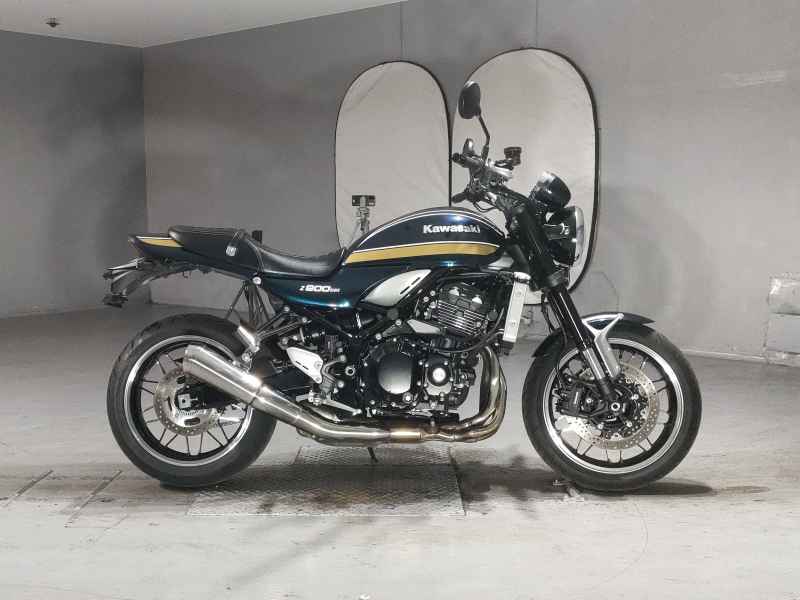 Kawasaki Z900RS 2023