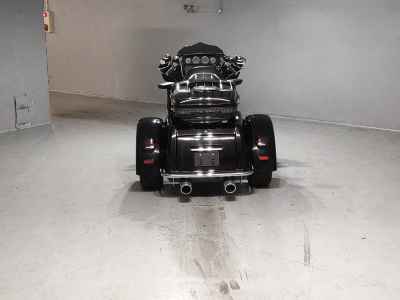 Harley-Davidson FLHTCUTG 1690 Trike 2014
