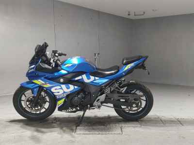 Suzuki GSX250R