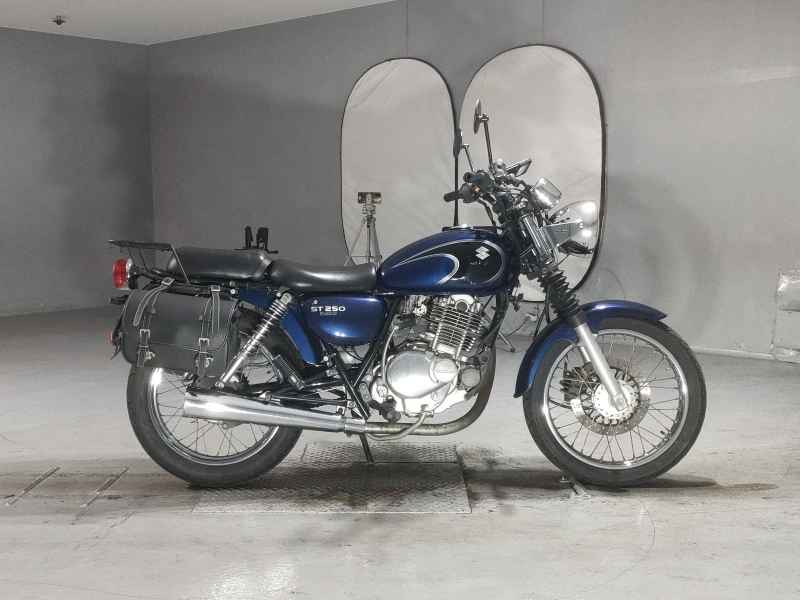 Suzuki ST250E