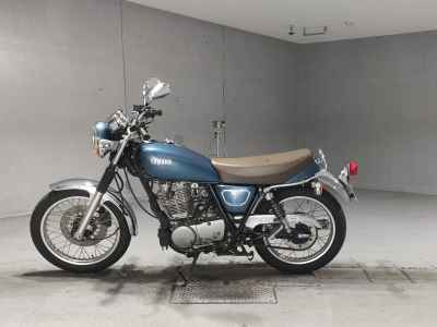 Yamaha SR400 2020
