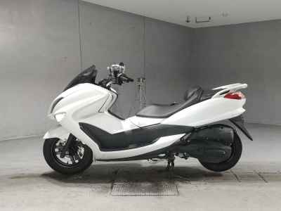 Yamaha Majesty 250