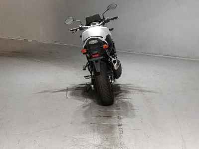 Suzuki GSR750 2012