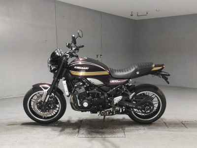 Kawasaki Z900RS 2024