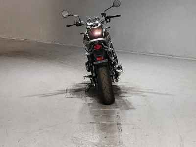 Kawasaki Z900RS 2024