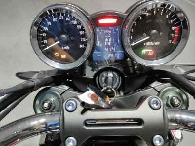 Kawasaki Z900RS 2024