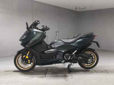 Yamaha TMAX 560 2024