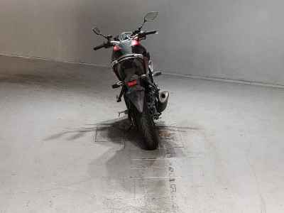 Yamaha MT-25
