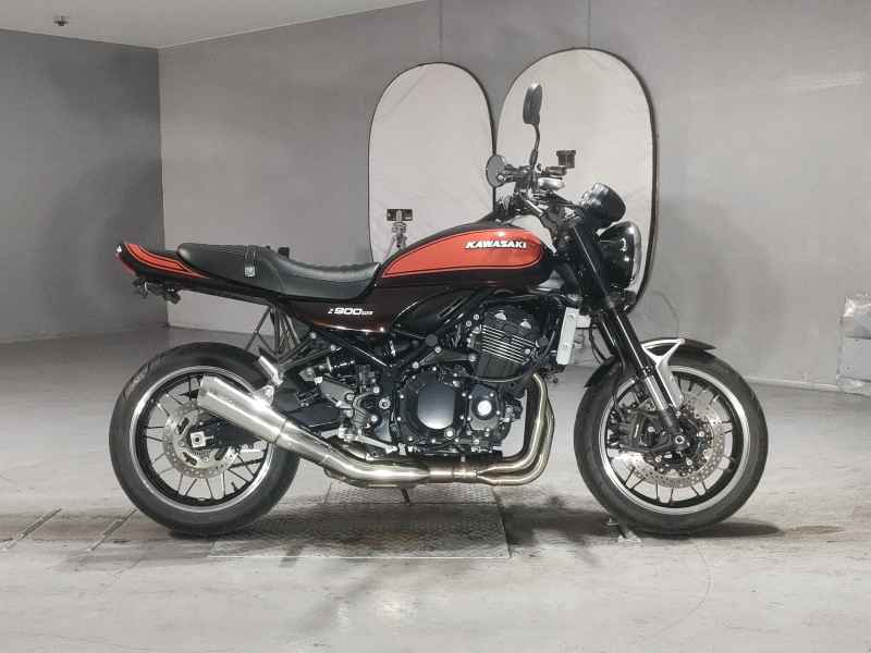 Kawasaki Z900RS 2017