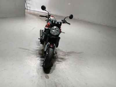 Kawasaki Z900RS 2017