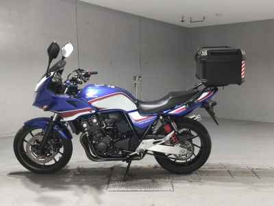 Honda CB400 Super Boldor 2021