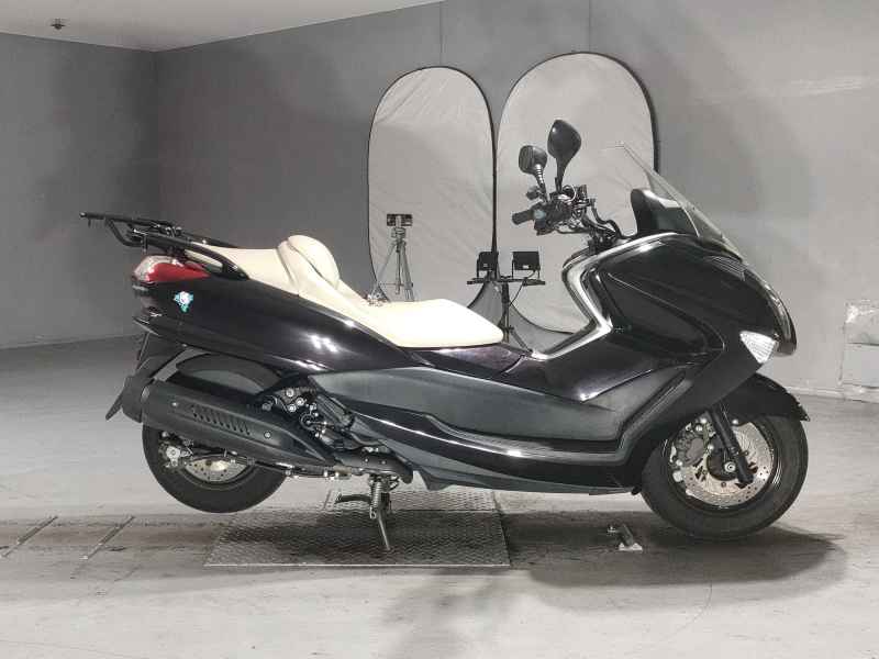 Yamaha Majesty 250