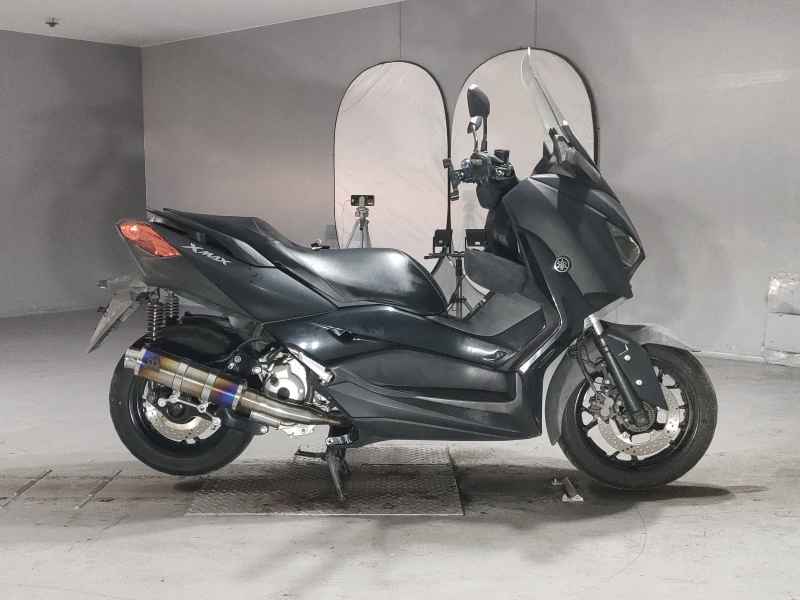 Yamaha XMAX 250