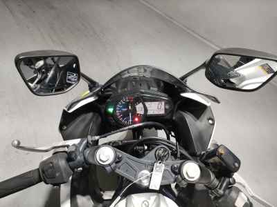 Yamaha YZF-R25 2018