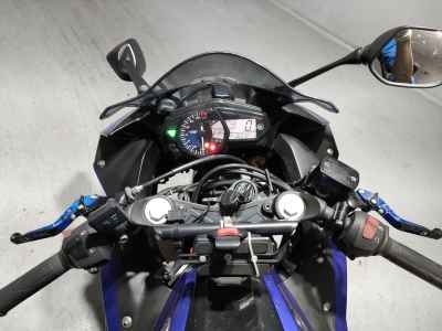 Yamaha YZF-R25 2018