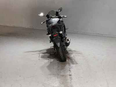 Yamaha YZF-R25