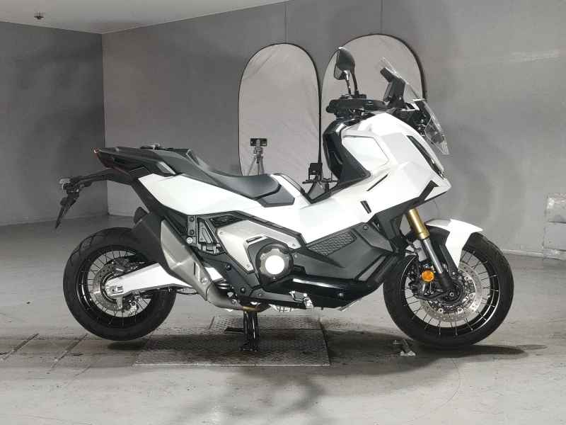Honda X-Adv 750 2025
