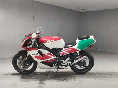 Yamaha TZR250R