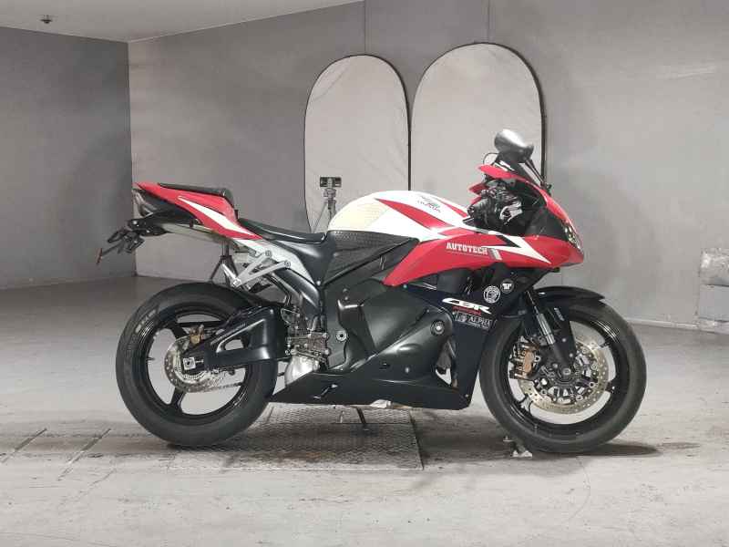 Honda CBR600RR 2010