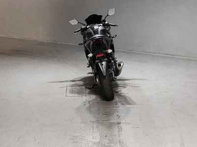 Yamaha YZF-R25 2017