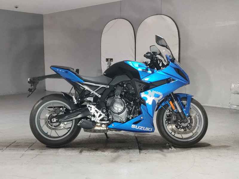 Suzuki GSX-8R 2025