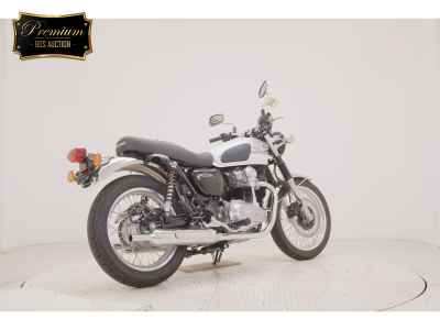 Kawasaki W800 2026