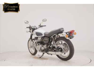 Kawasaki W800 2026