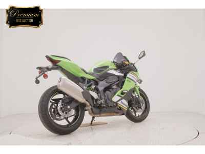 Kawasaki Ninja ZX-4RR 2024