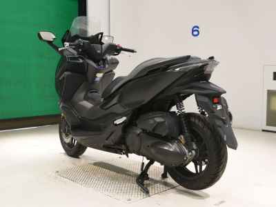 Suzuki DR-Z4SM 2025