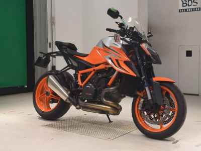 KTM 1290 Super Duke R 2022