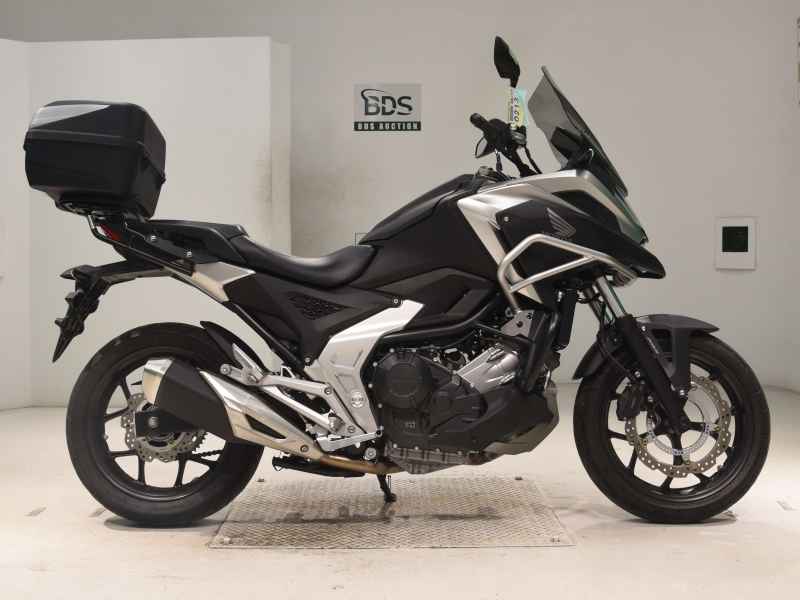 Honda NC750X 2022