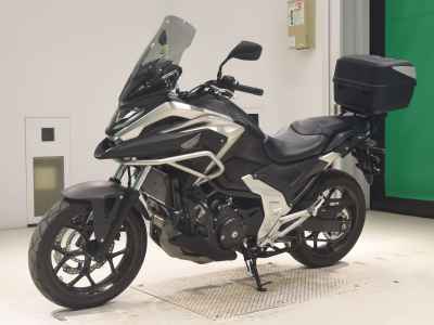 Honda NC750X 2022