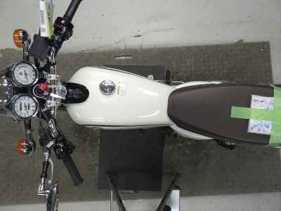 Yamaha SR400 2012