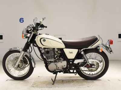 Yamaha SR400 2012