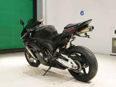 Honda CBR1000RR 2005