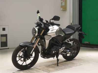 Honda CB250R 2019