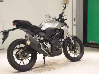 Honda CB250R 2019