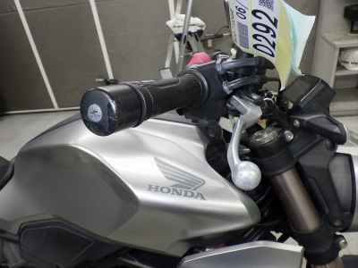 Honda CB250R 2019