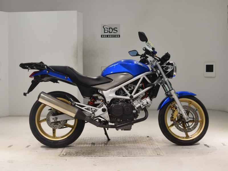 Honda VTR250 2011