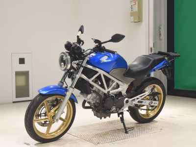 Honda VTR250 2011