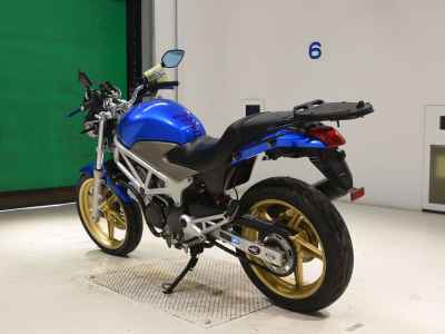 Honda VTR250 2011