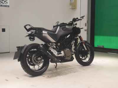Husqvarna Svartpilen 401 2022