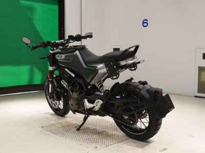 Husqvarna Svartpilen 401 2022