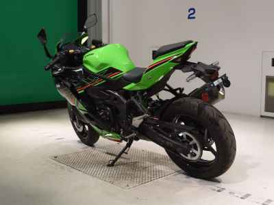 Kawasaki Ninja ZX-4RR 2025