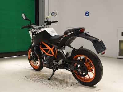 KTM 390 Duke 2016