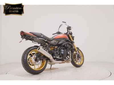 Kawasaki Z900RS 2026