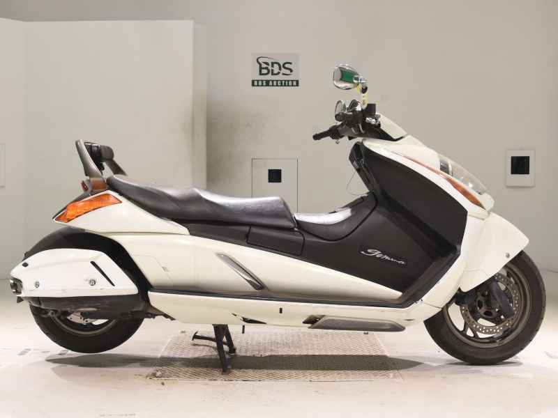 Suzuki Gemma 250