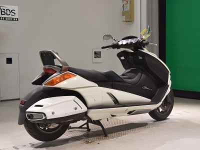 Suzuki Gemma 250